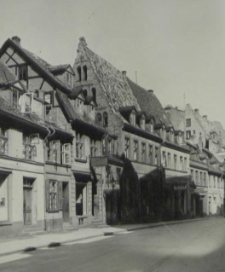 [Mirow, dom parafialny oraz Rostock, Blücherstrasse 12]