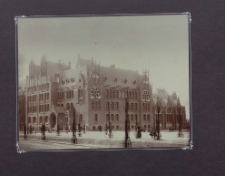 [Szczecin, widok elewacji gmachu Arndt-Mädchen-Mittelschule od ulicy Jagielońskiej i Alei Piastów]