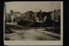 Fotografia zniszczonego działaniami wojennymi Szczecina