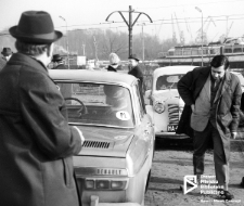 Giełda samochodowa na ulicy Panieńskiej w Szczecinie '72