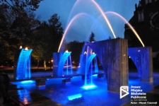 Fontanna przed Kościołem św. Wojciecha, zdjęcie nocne, Szczecin '12