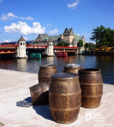 Pomnik Beczki szczecińskie w Alei Żeglarzy, Szczecin '19