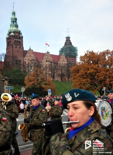 Obchody Święta 11 Listopada - defilada, orkiestra wojskowa, Szczecin '12