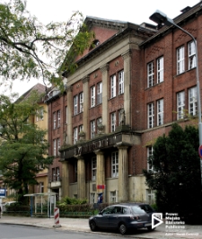 Budynek dawnej Szczecińskiej Okręgowej Powszechnej Kasy Chorych (ob. przychodnia) przy ul. Starzyńskiego 2, Szczecin '14