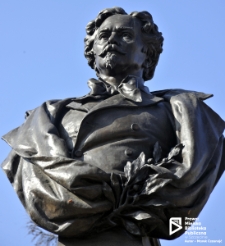 Pomnik Kornela Ujejskiego w Szczecinie przy placu Zwycięstwa '14