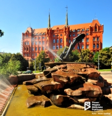 Pomnik z kotwicą na Placu Tobruckim, Czerwony Ratusz, Szczecin '19