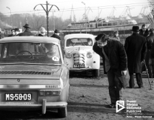 Giełda samochodowa na ulicy Panieńskiej w Szczecinie '72