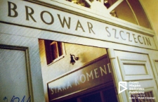 Wejście do lokalu przy placu Stefana Batorego, Szczecin '12