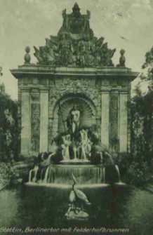 Stettin, Berlinertor mit Felderhofbrunnen